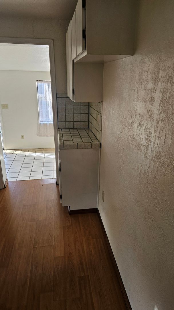 Building Photo - Two Bed One Bath Home with Shed and large backyard and large Driveway.