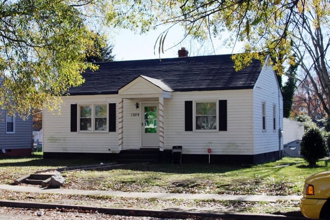 Building Photo - Price Reduced for February Move In