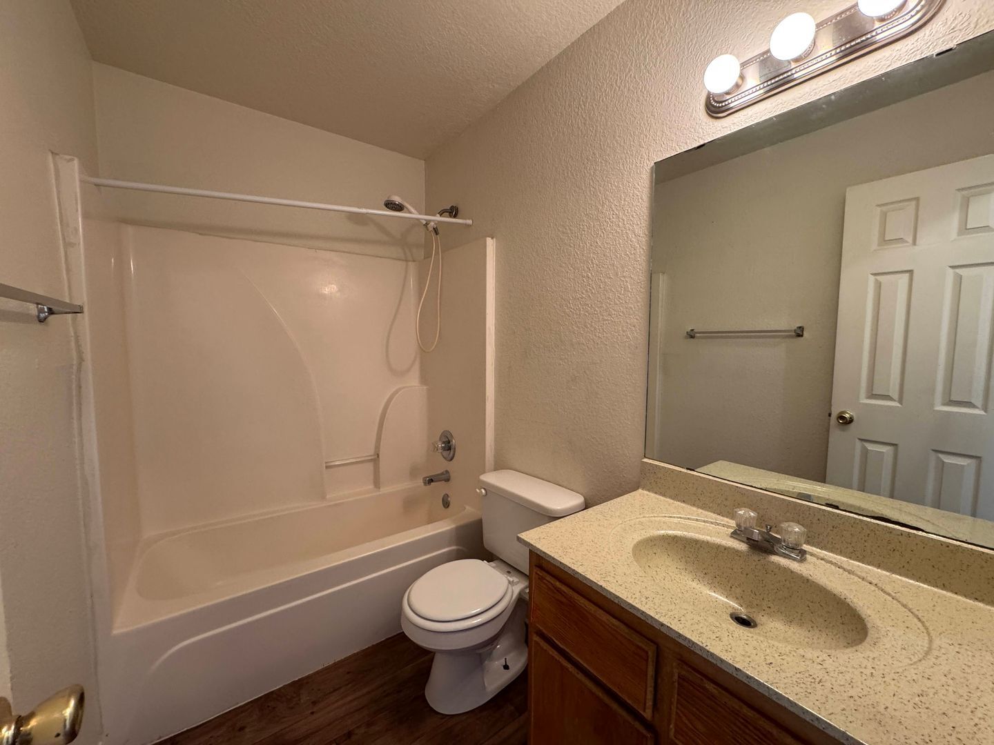 Building Photo - 3400 Cantabrian Dr