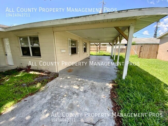 Building Photo - 614 20th Ave W
