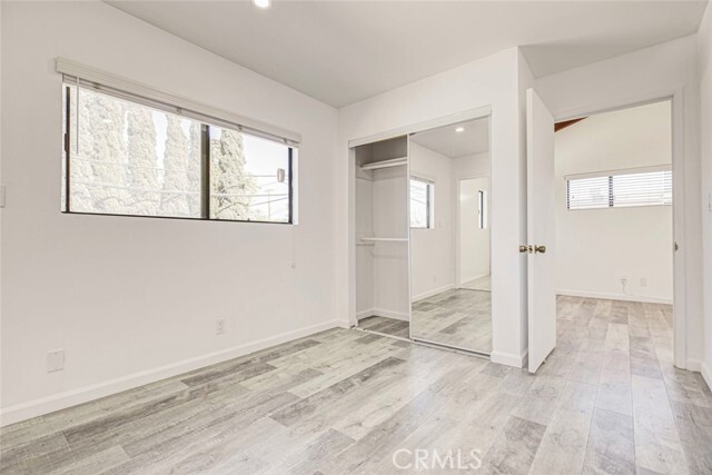 Building Photo - 6011 Bellaire Ave