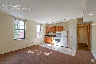 Building Photo - 527 S 21st St