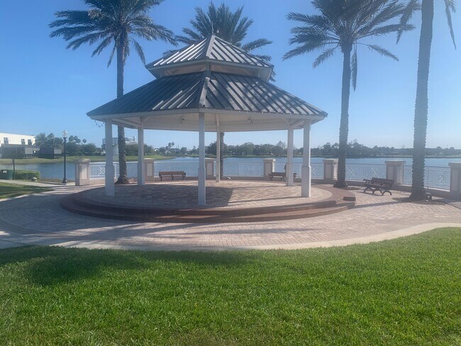 Building Photo - 11181 SW Aliceville Dr