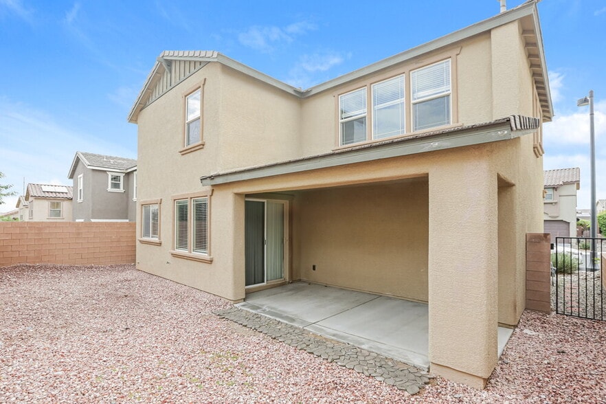 Building Photo - 10810 W Old Ironsides Ave