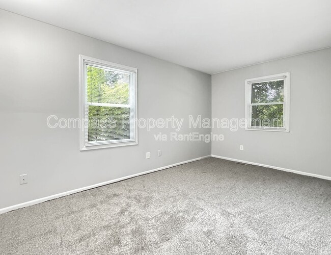 Building Photo - 4699 Stauffer Ave SE
