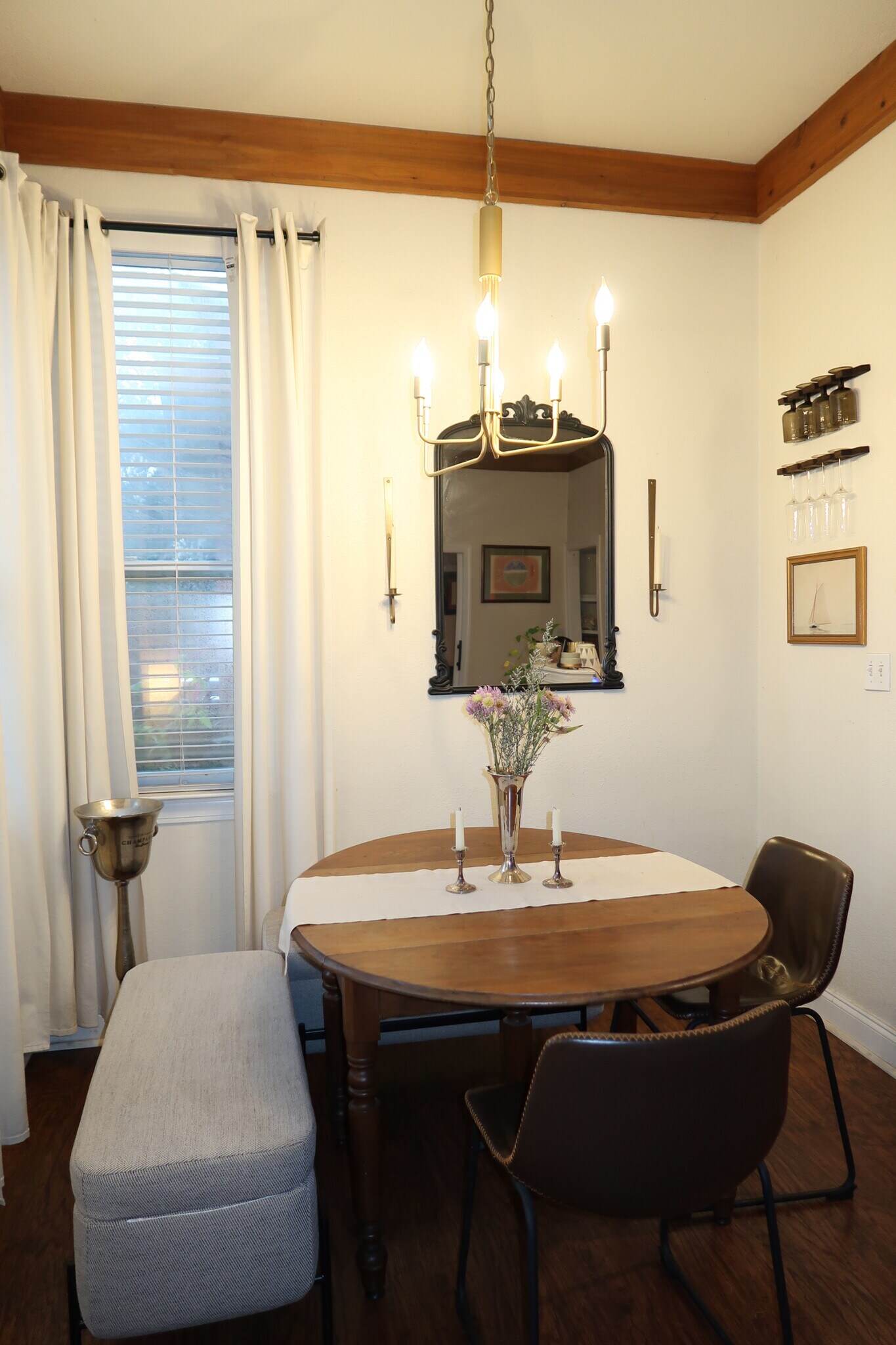 Building Photo - 11002 Lakeside Dr