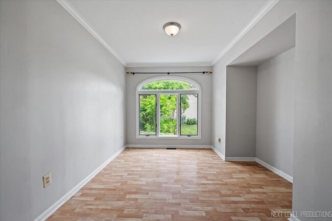 Building Photo - 30 Crofton Ct