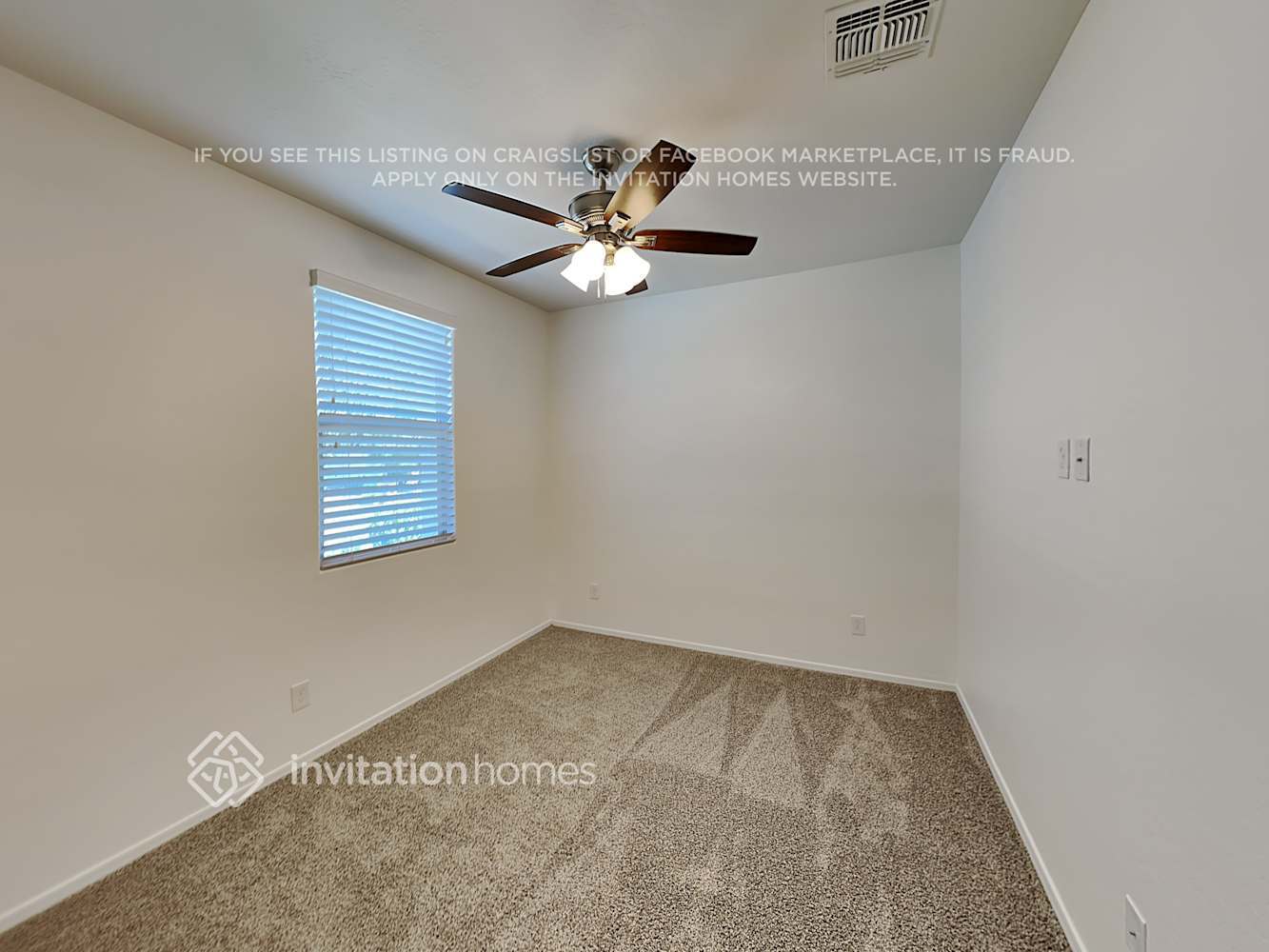 Building Photo - 22519 E Calle de Flores