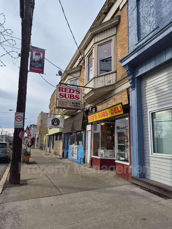 Building Photo - 177 E Main St