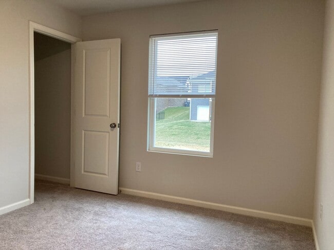 Building Photo - New & Improved Price!