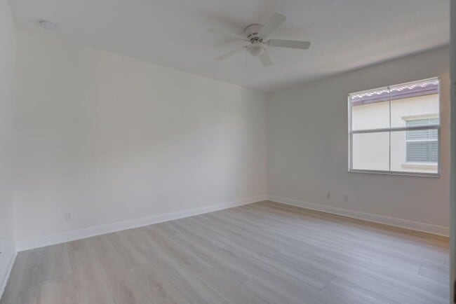 Building Photo - 209 Diamante Way