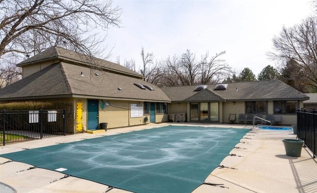 Building Photo - 3769 S Gekeler Ln