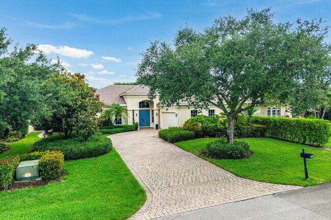 Building Photo - 2068 Wightman Dr