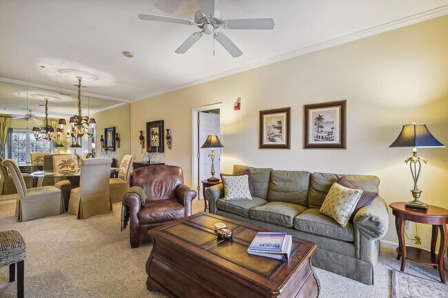 Building Photo - Enjoy coastal living in this Rehoboth Beac...