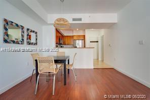 Building Photo - 1755 E Hallandale Beach Blvd