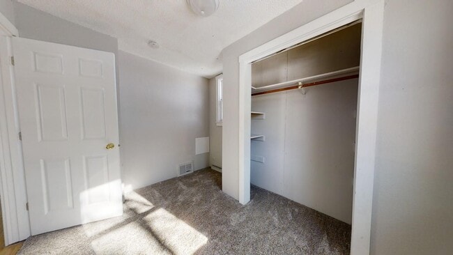 Building Photo - 325 N 10th Ave W