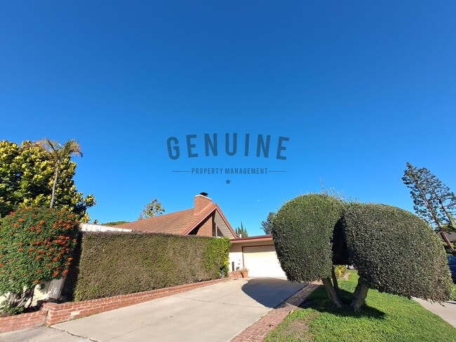 Building Photo - Coming Soon: 3Bd 2Ba Home in Mesa Verde