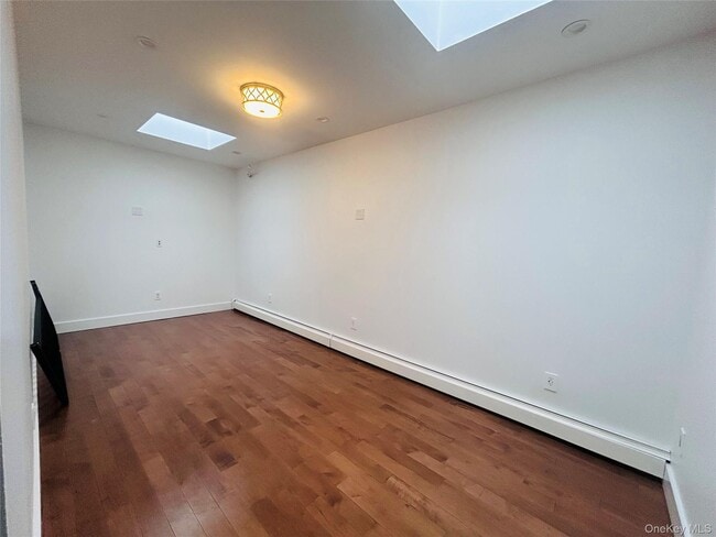 Building Photo - 1128 40th St