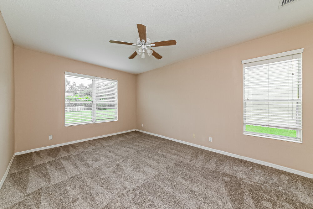 Building Photo - 6305 36th Ct E