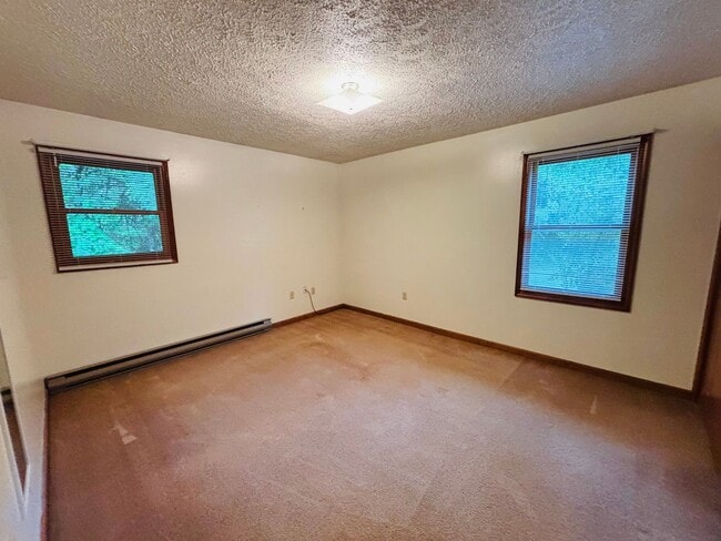 Building Photo - 804 Craigs Mountain Rd