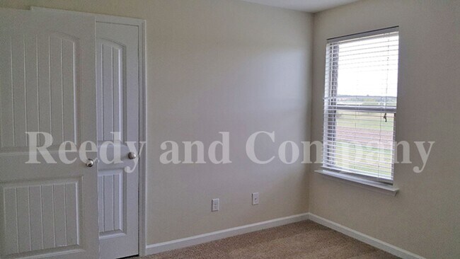 Building Photo - 4264 Blake Cir