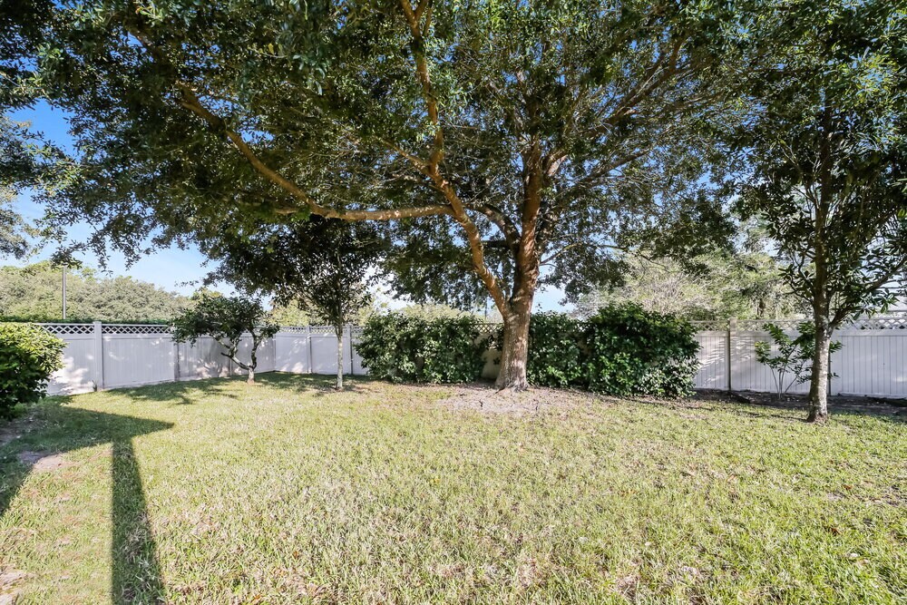 Building Photo - 100 Corral Cir