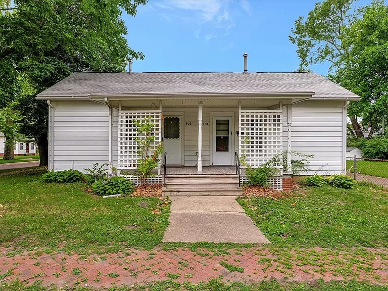 Primary Photo - 409 S Anderson St