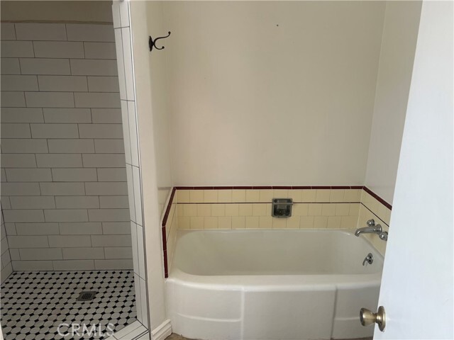 Building Photo - 3383 Broadmoor Blvd N