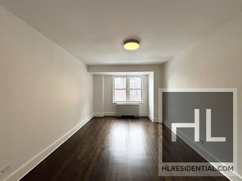 Building Photo - EAST 63 STREET