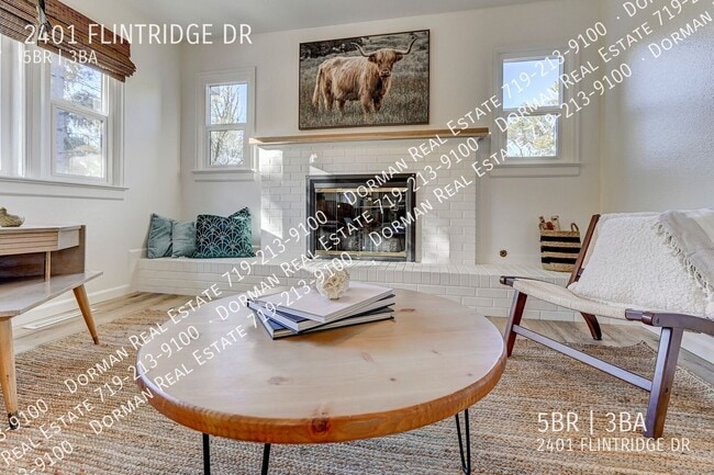 Building Photo - 2401 Flintridge Dr