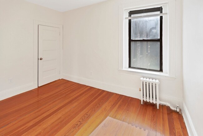 Building Photo - 866 Huntington Ave