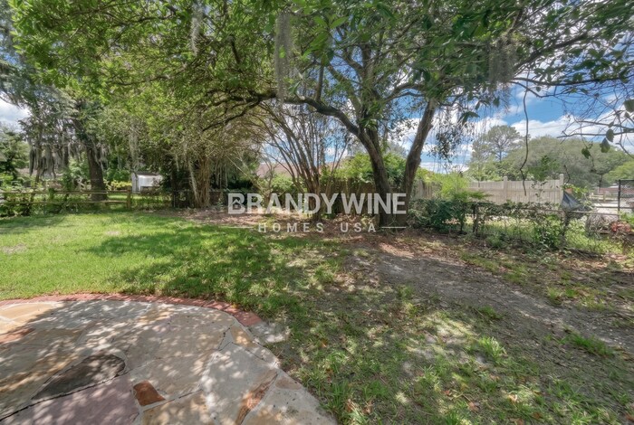 Building Photo - 2454 Buttonwood Dr
