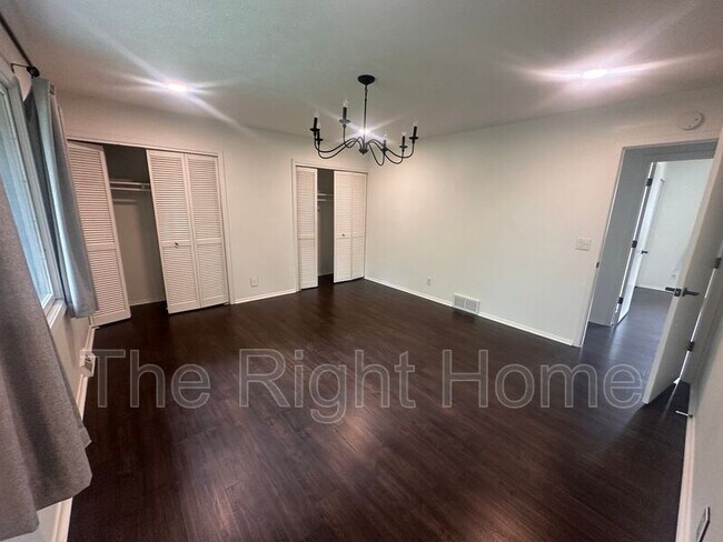 Building Photo - 11736 Quail Dr
