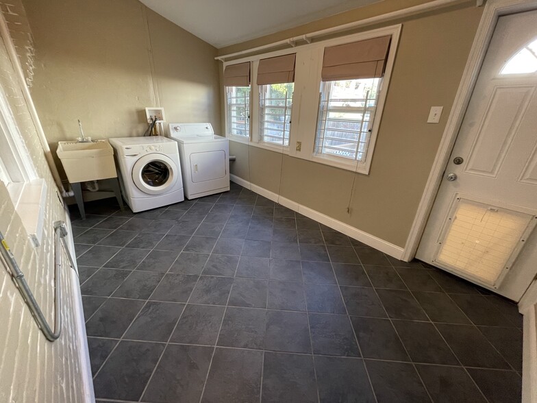 Laundry Room - 303 S Olive St