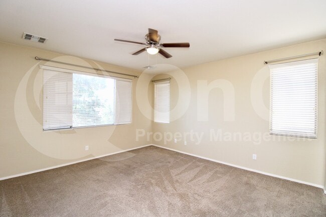 Building Photo - 3074 S Southwind Dr