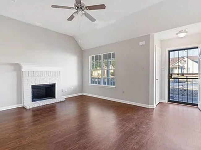 Building Photo - Freshly Updated 3-Bedroom Home – Pets Welcome!