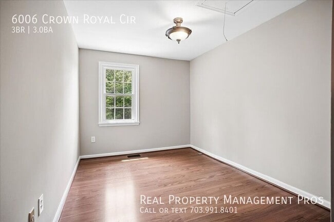 Building Photo - 6006 Crown Royal Cir