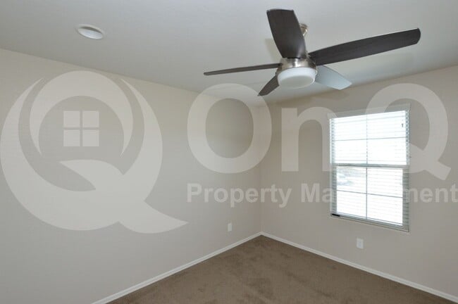 Building Photo - 9677 W Fallen Leaf Ln