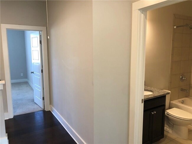 Building Photo - 2184 Haydon Ln