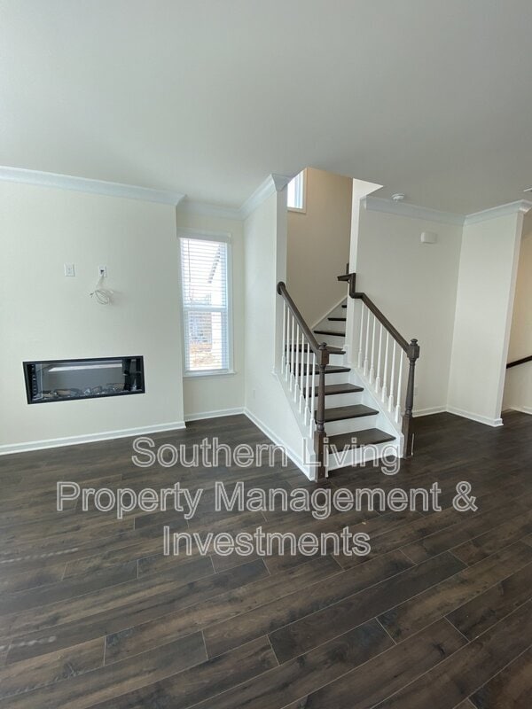 Building Photo - 13109 Simoneaux Ln