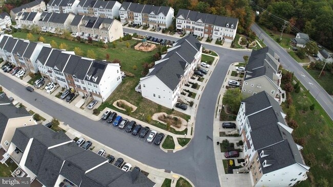 Building Photo - 8418 Kendall Ct