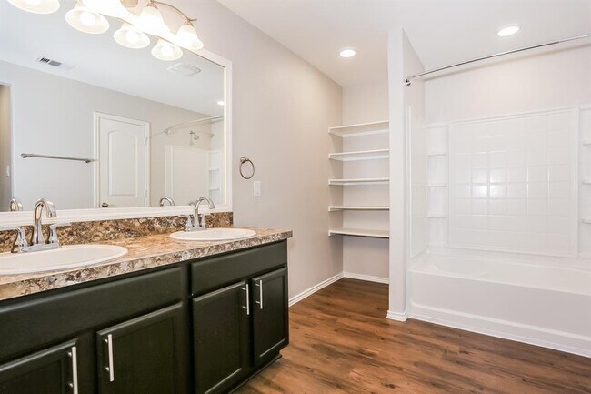 Building Photo - 15459 Casita Verde Way