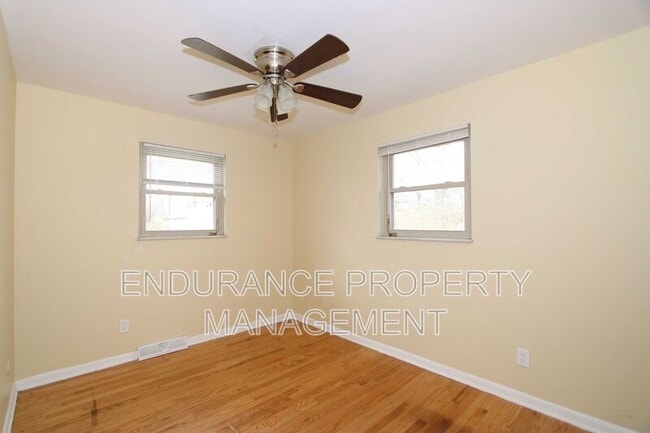 Building Photo - 3842 Otis Dr