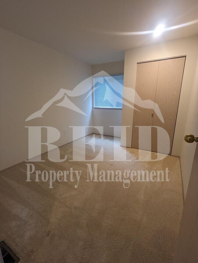 Building Photo - 12949 Granite Ln NW