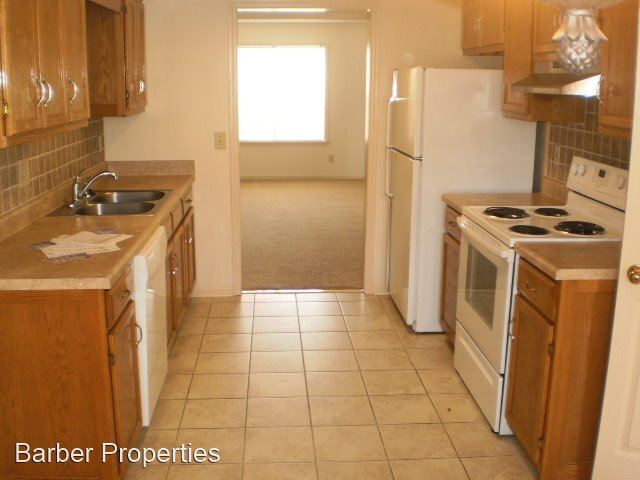 Building Photo - 3 br, 2.5 bath House - 208 Park Place