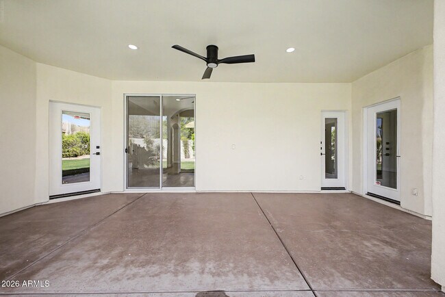 Building Photo - 3740 E Tonto Ct