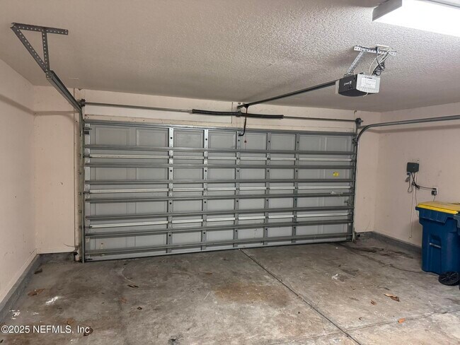 Building Photo - 11413 Jerry Adams Dr
