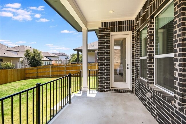Building Photo - 253 Darley Oak Dr