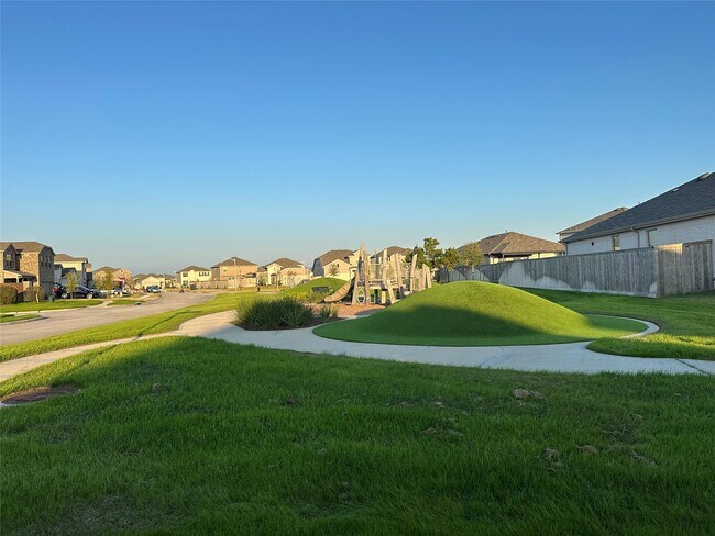 Building Photo - 16936 Juniper Blossom Bnd