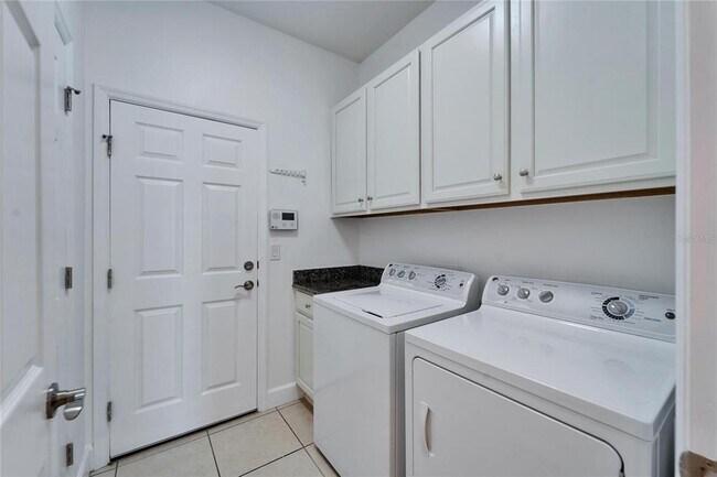Building Photo - 970 Pembroke Point Way